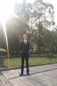 新15. 冯德雄.jpg